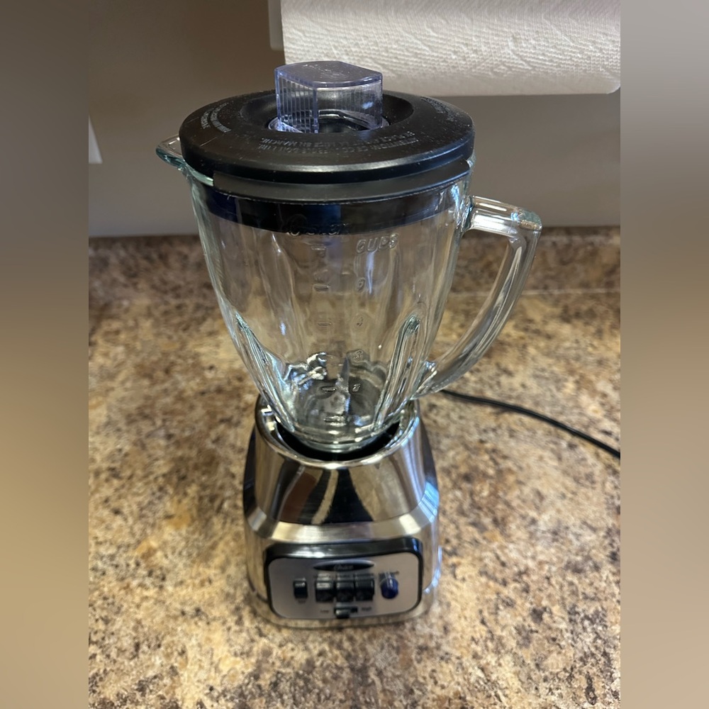Oster Stainless Steel Blender with Black Lid